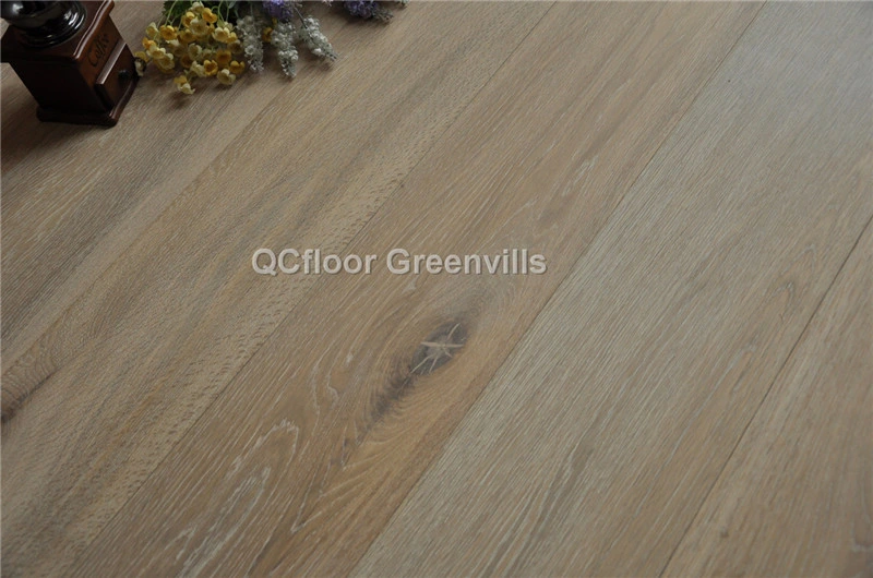 Three Layer Engineered Wood Floor Oak Flooring Smoked Wire Brushed Parquet Flooring